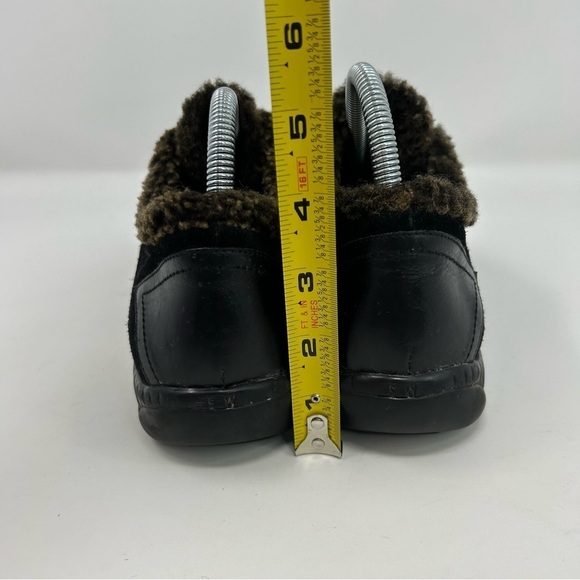 Stuart Weitzman Women's Leanto Black Suede Slip-On Fur Trim Flats Size 9 - Picture 10 of 16